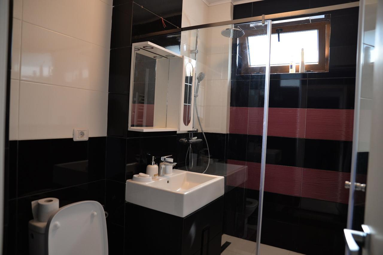 London Appartement Năvodari Buitenkant foto